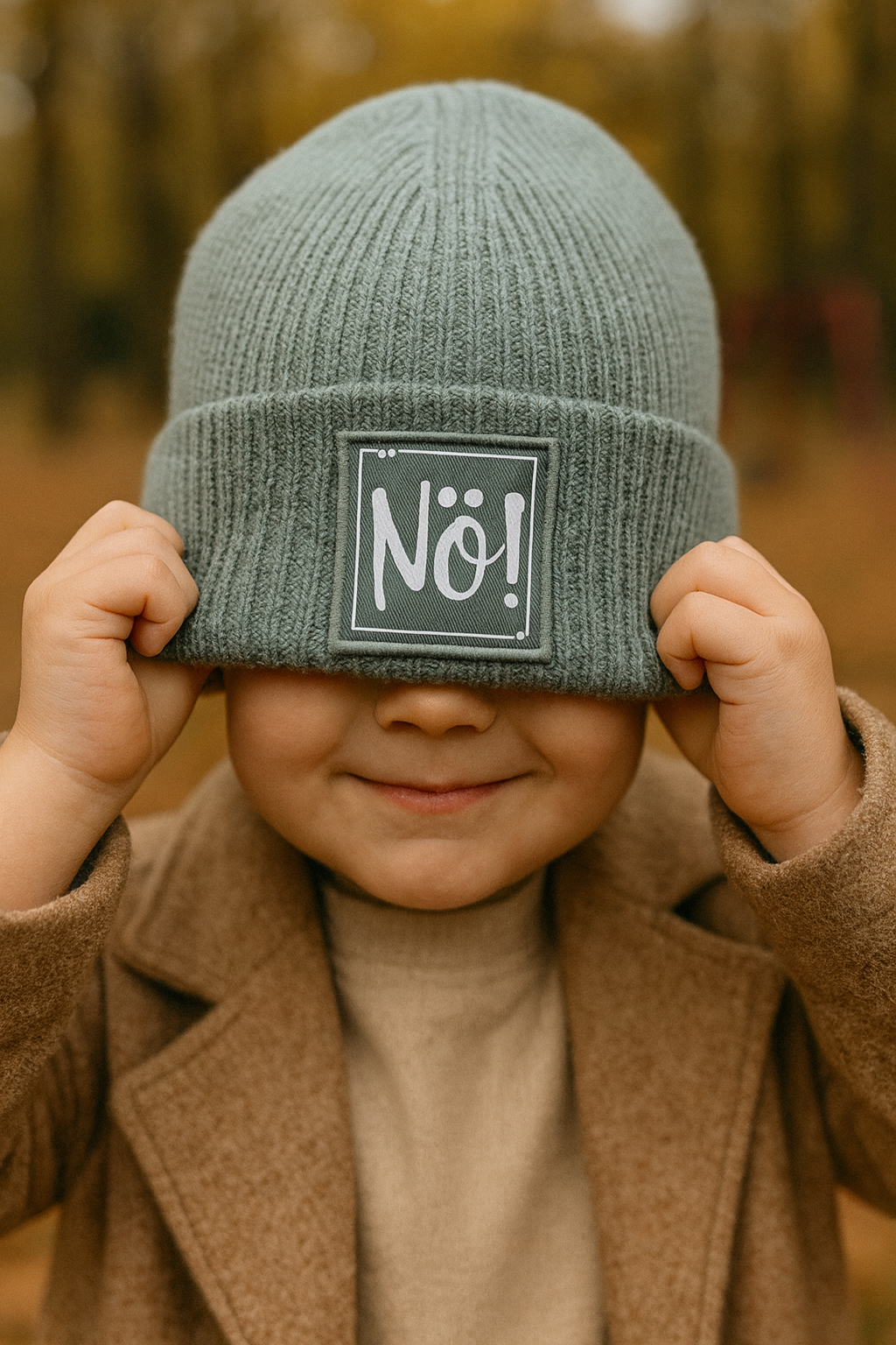 Strickmütze für Groß & Klein / Beanie mit Personalisierung | Strickmütze mit Aufdruck in 4 Farben | Nachhaltige Mütze für Dich, Deine Familie & Freunde