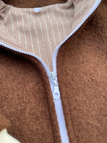 Walkjacke für Kinder mit Reißverschluss in Braun mit schickem Innenfutter