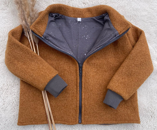 Walkjacke für Kinder mit Reißverschluss in Ocker Farben mit Motiv Innenfutter