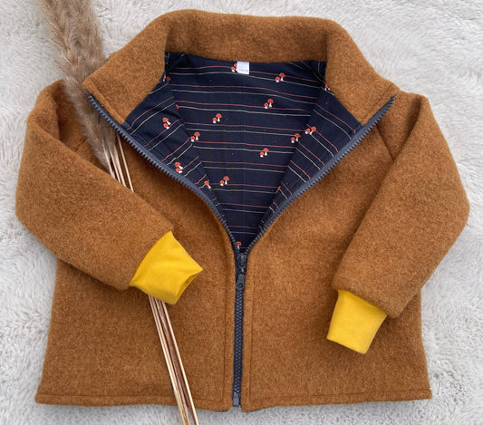 Walkjacke für Kinder mit Reißverschluss in Ocker mit Motiv Innenfutter